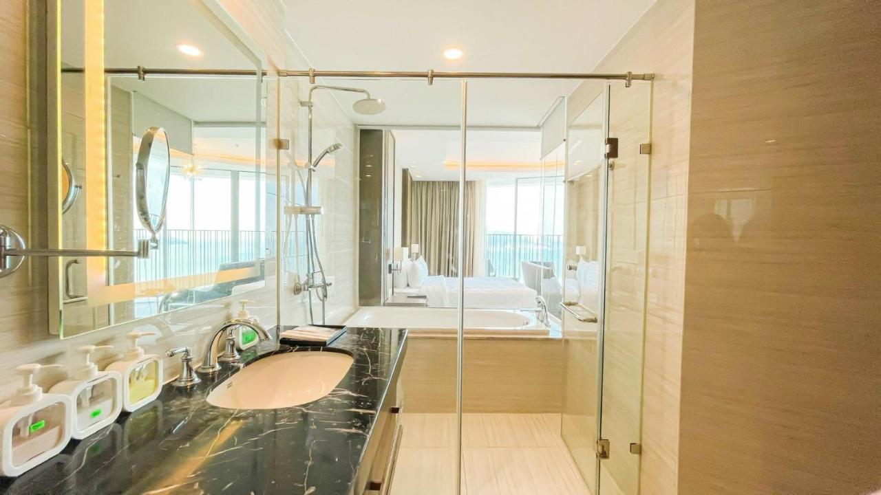 Rollton Ocean View Apartment 芽庄 外观 照片
