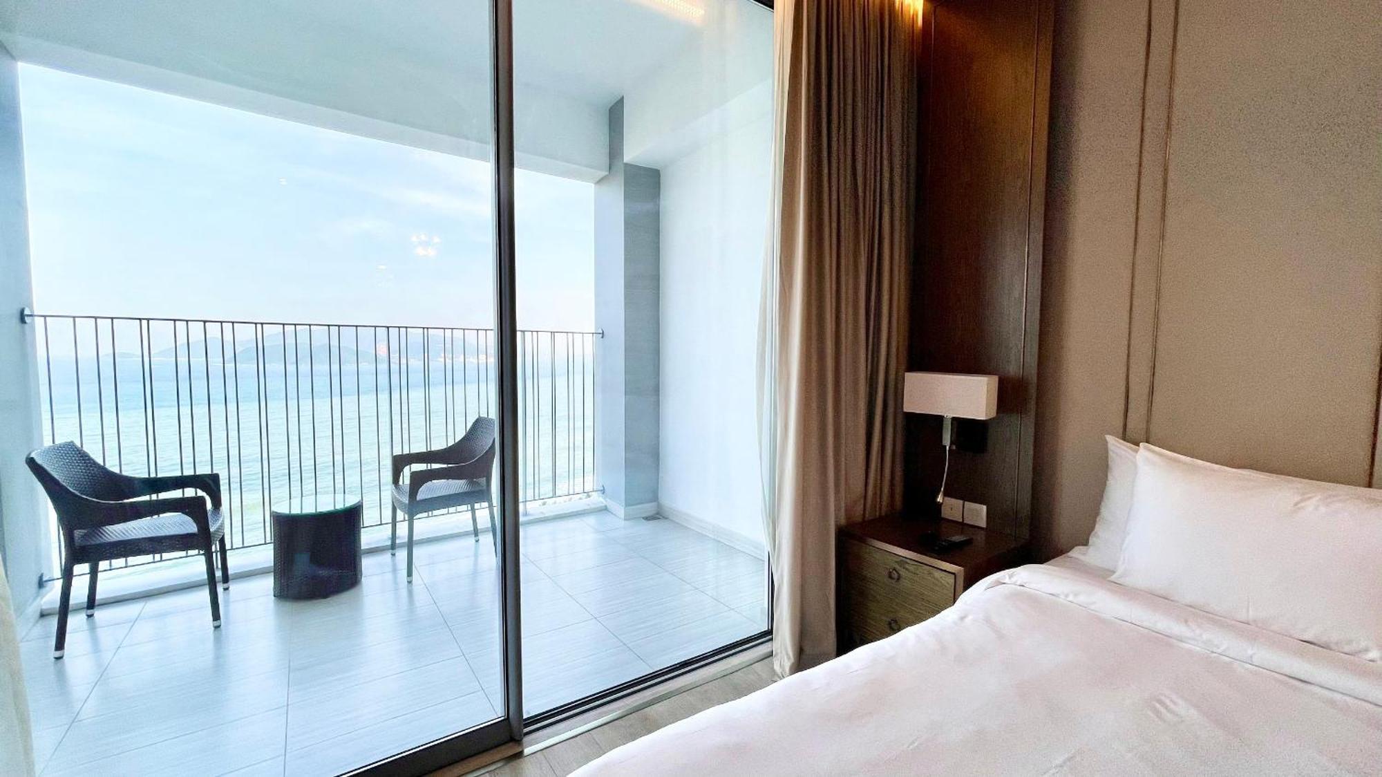 Rollton Ocean View Apartment 芽庄 外观 照片