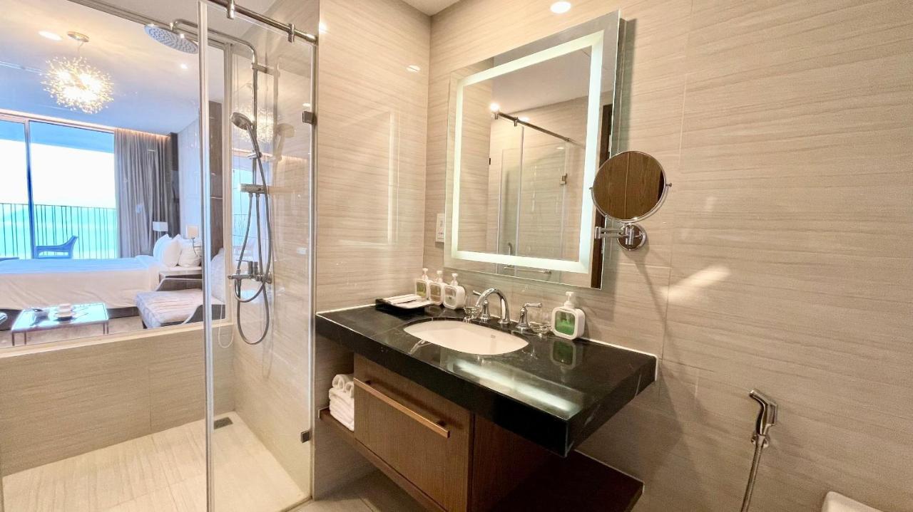 Rollton Ocean View Apartment 芽庄 外观 照片